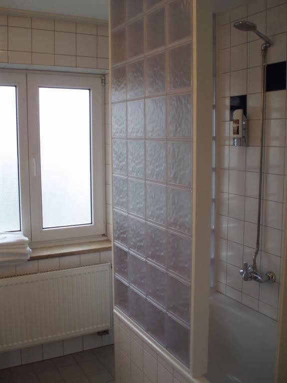 Airport Hostel Hallbergmoos Extérieur photo
